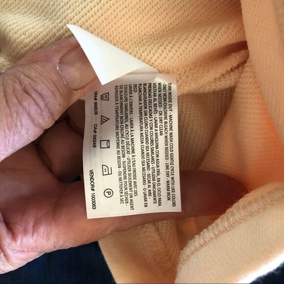 William Rast Soho Cropped Hoodie. Size L NWT - Picture 5 of 5